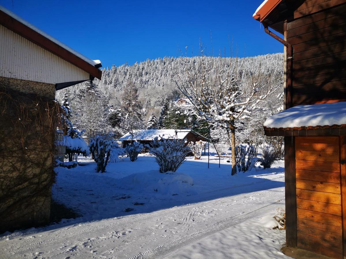 Gites Les Grandes Voies - Cle Vacances Le Ménil Exteriér fotografie